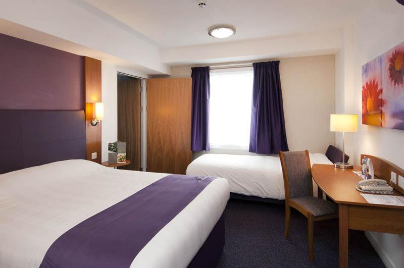 Premier Inn Bristol Filton מראה חיצוני תמונה